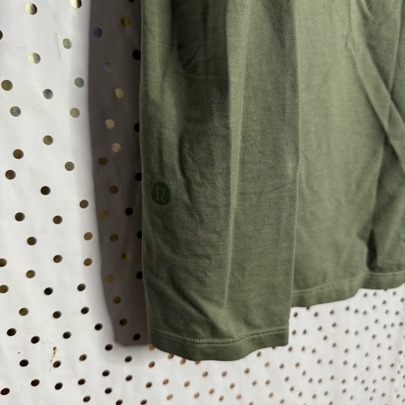 Lululemon Athletica Green Short Sleeve Tee - Picture 3 of 6
